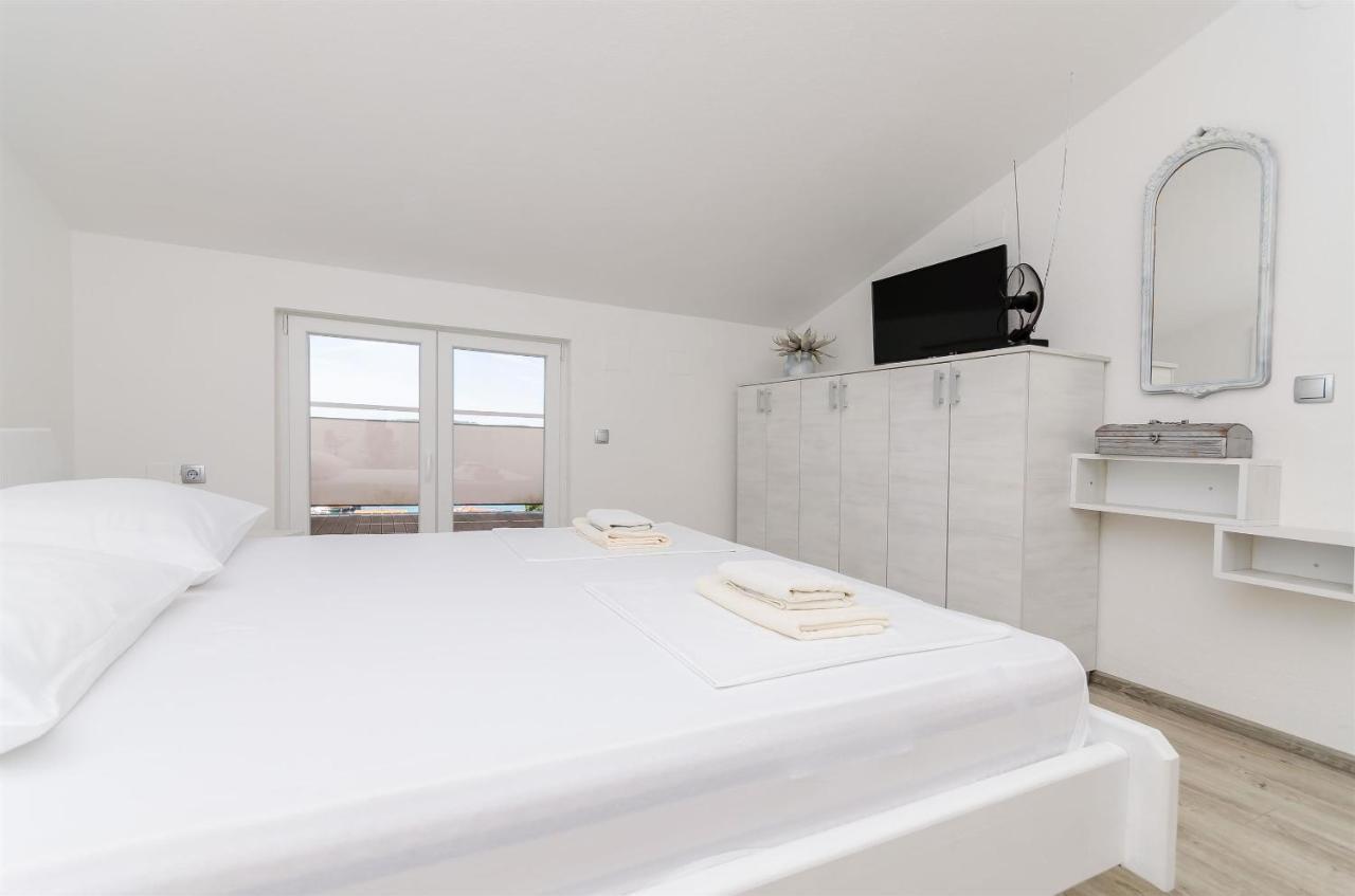Apartment Ljubica Okrug Gornji Εξωτερικό φωτογραφία